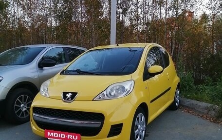 Peugeot 107 I рестайлинг, 2011 год, 520 000 рублей, 4 фотография