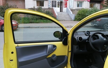 Peugeot 107 I рестайлинг, 2011 год, 520 000 рублей, 13 фотография