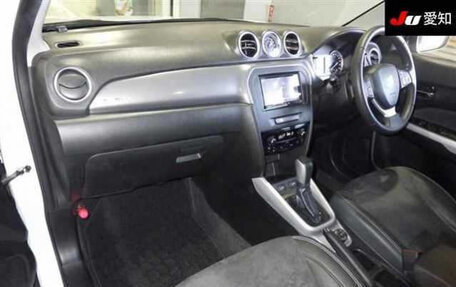 Suzuki Escudo IV, 2019 год, 1 650 000 рублей, 8 фотография