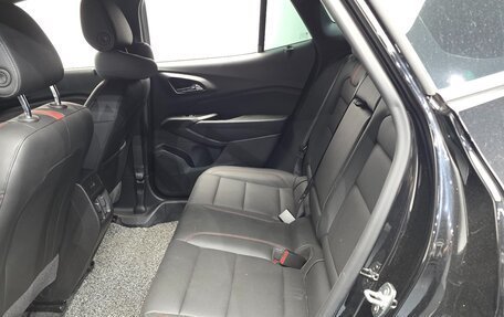 Chevrolet Trax, 2023 год, 1 720 000 рублей, 11 фотография