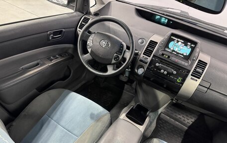 Toyota Prius, 2009 год, 799 000 рублей, 18 фотография