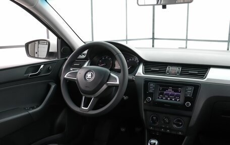 Skoda Rapid I, 2016 год, 1 099 000 рублей, 8 фотография