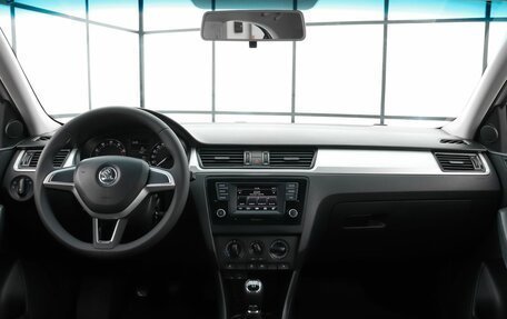 Skoda Rapid I, 2016 год, 1 099 000 рублей, 7 фотография