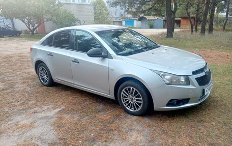 Chevrolet Cruze II, 2009 год, 450 000 рублей, 14 фотография
