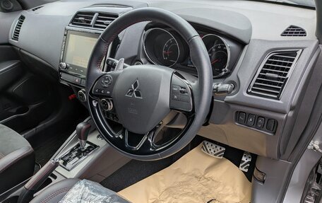 Mitsubishi RVR III рестайлинг, 2023 год, 1 420 000 рублей, 6 фотография