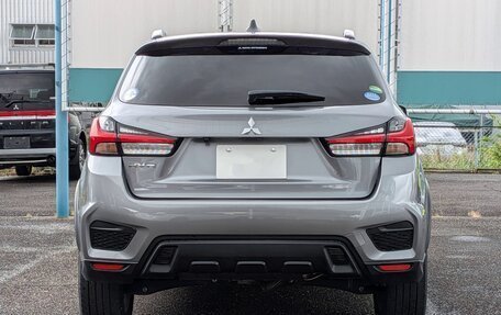 Mitsubishi RVR III рестайлинг, 2023 год, 1 420 000 рублей, 3 фотография