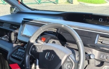 Honda Stepwgn IV, 2016 год, 1 690 000 рублей, 17 фотография