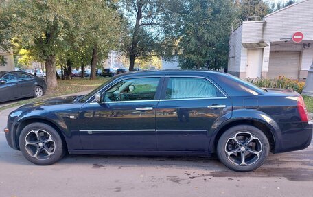 Chrysler 300C II, 2008 год, 650 000 рублей, 7 фотография
