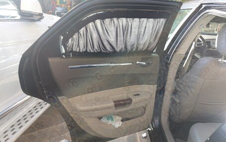 Chrysler 300C II, 2008 год, 650 000 рублей, 14 фотография