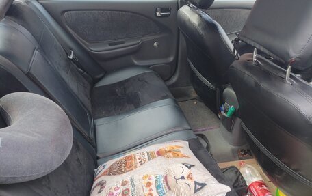 Toyota Avensis III рестайлинг, 2000 год, 350 000 рублей, 7 фотография