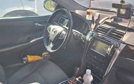 Toyota Camry, 2016 год, 2 000 000 рублей, 5 фотография