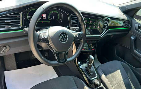 Volkswagen T-Cross I, 2021 год, 1 500 000 рублей, 8 фотография