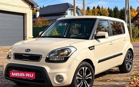 KIA Soul I рестайлинг, 2013 год, 950 000 рублей, 2 фотография