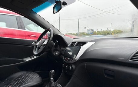 Hyundai Solaris II рестайлинг, 2012 год, 615 000 рублей, 13 фотография