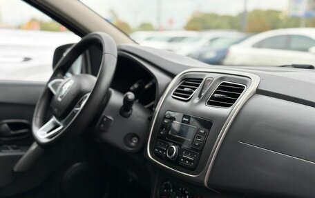 Renault Logan II, 2019 год, 960 000 рублей, 14 фотография