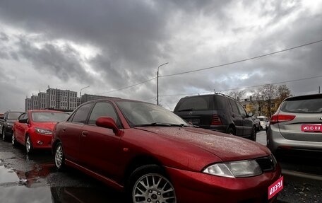 Mitsubishi Carisma I, 1997 год, 270 000 рублей, 1 фотография