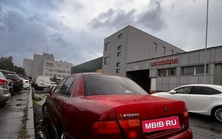Mitsubishi Carisma I, 1997 год, 270 000 рублей, 3 фотография