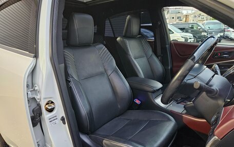 Toyota Harrier, 2017 год, 1 900 000 рублей, 9 фотография