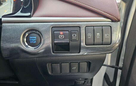 Toyota Harrier, 2017 год, 1 900 000 рублей, 19 фотография