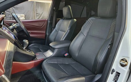 Toyota Harrier, 2017 год, 1 900 000 рублей, 27 фотография