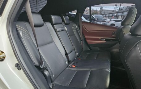 Toyota Harrier, 2017 год, 1 900 000 рублей, 28 фотография