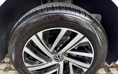 Volkswagen Lavida, 2023 год, 1 515 000 рублей, 12 фотография