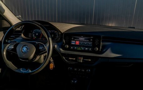 Skoda Rapid II, 2021 год, 1 750 000 рублей, 37 фотография