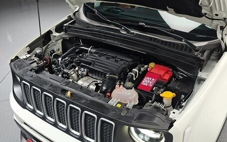 Jeep Renegade I рестайлинг, 2023 год, 1 580 000 рублей, 8 фотография