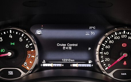 Jeep Renegade I рестайлинг, 2023 год, 1 580 000 рублей, 12 фотография