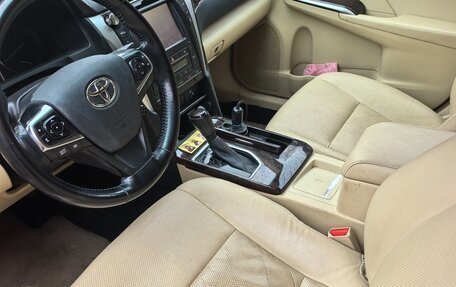 Toyota Camry, 2018 год, 2 250 000 рублей, 3 фотография