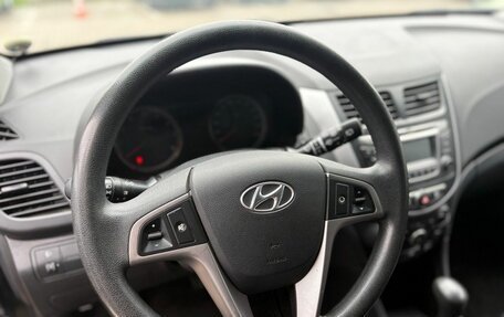 Hyundai Solaris II рестайлинг, 2015 год, 670 000 рублей, 10 фотография