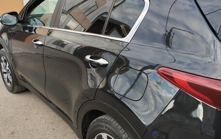 KIA Sportage IV рестайлинг, 2018 год, 2 250 000 рублей, 4 фотография