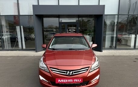 Hyundai Solaris II рестайлинг, 2015 год, 880 000 рублей, 2 фотография