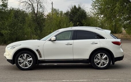 Infiniti QX70, 2014 год, 2 499 000 рублей, 2 фотография