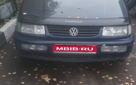 Volkswagen Passat B4, 1994 год, 100 000 рублей, 1 фотография