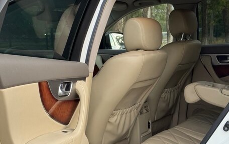 Infiniti QX70, 2014 год, 2 499 000 рублей, 10 фотография