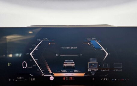 BMW 3 серия, 2025 год, 6 606 000 рублей, 10 фотография