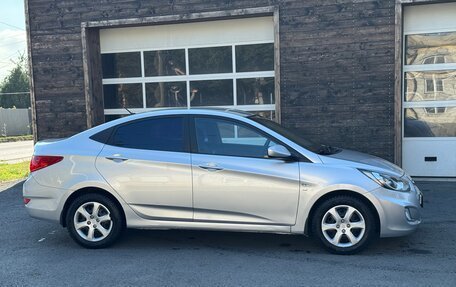Hyundai Solaris II рестайлинг, 2011 год, 870 000 рублей, 10 фотография