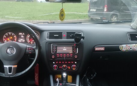 Volkswagen Jetta VI, 2013 год, 600 000 рублей, 7 фотография
