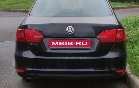 Volkswagen Jetta VI, 2013 год, 600 000 рублей, 3 фотография