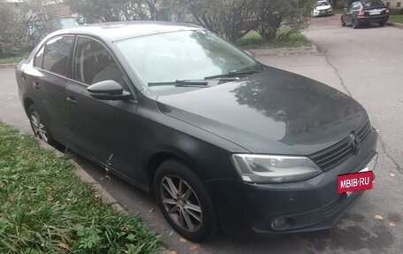 Volkswagen Jetta VI, 2013 год, 600 000 рублей, 10 фотография