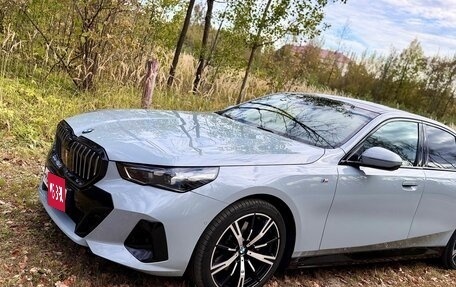 BMW 5 серия, 2023 год, 7 400 000 рублей, 9 фотография