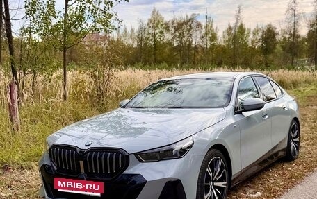 BMW 5 серия, 2023 год, 7 400 000 рублей, 12 фотография