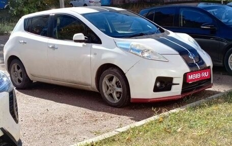 Nissan Leaf I, 2012 год, 950 000 рублей, 1 фотография