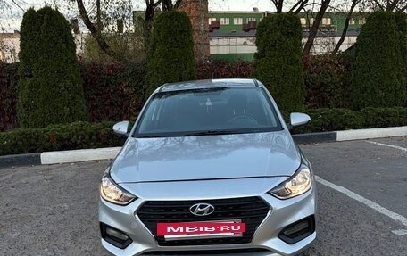 Hyundai Solaris II рестайлинг, 2018 год, 1 200 000 рублей, 3 фотография