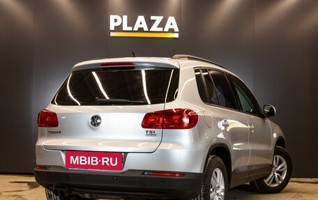 Volkswagen Tiguan I, 2015 год, 1 349 000 рублей, 3 фотография