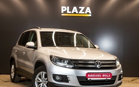 Volkswagen Tiguan I, 2015 год, 1 349 000 рублей, 2 фотография