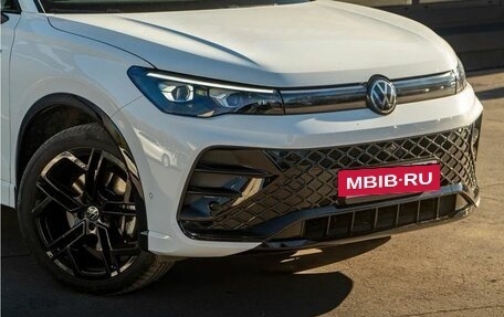Volkswagen Tiguan, 2025 год, 4 670 000 рублей, 3 фотография
