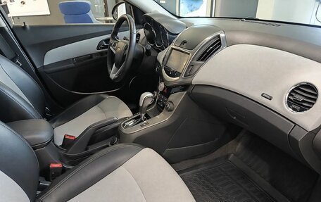 Chevrolet Cruze II, 2015 год, 999 000 рублей, 8 фотография
