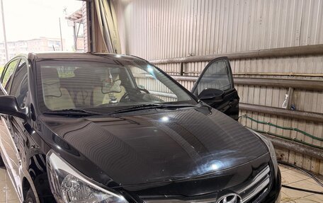 Hyundai Solaris II рестайлинг, 2014 год, 770 000 рублей, 4 фотография